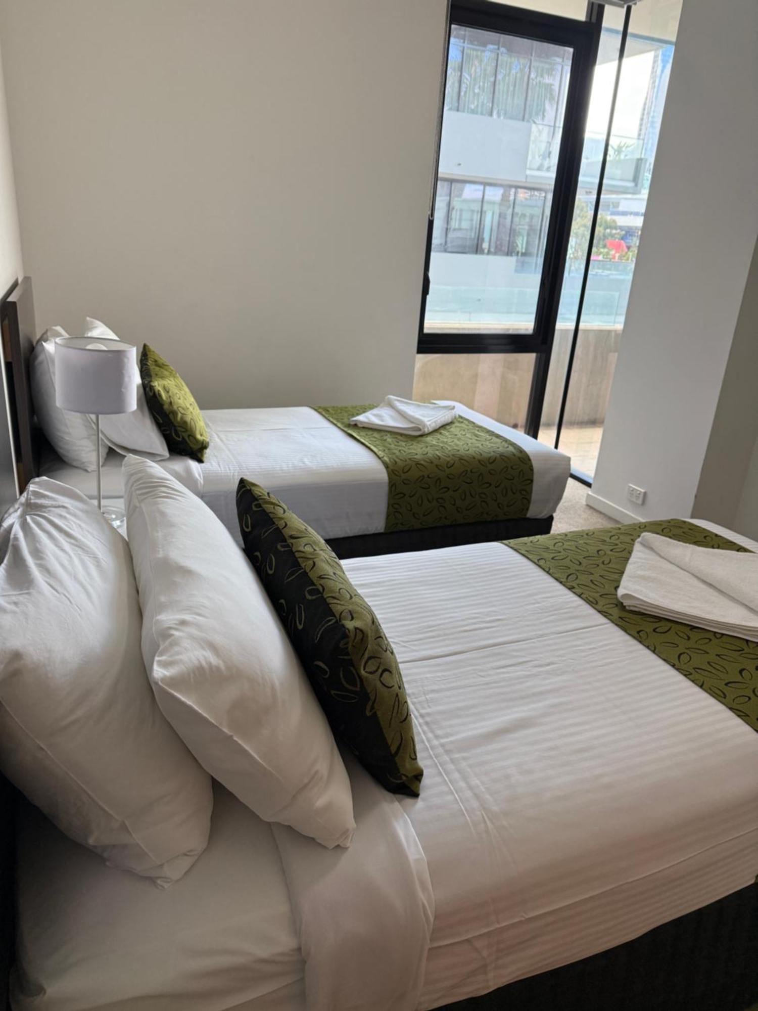 Akom At Docklands Melbourne Bagian luar foto